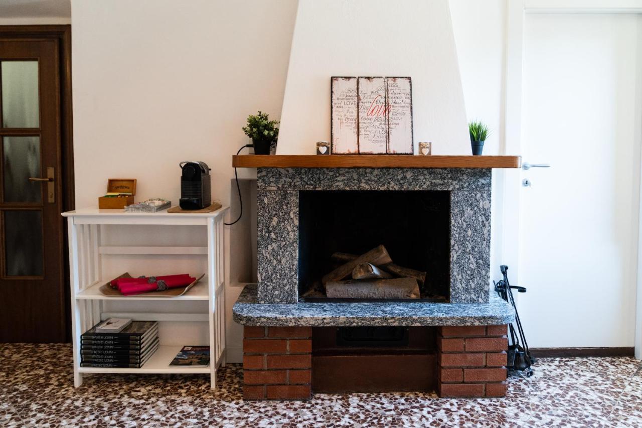 Family Nest Overlooking Lake Como - By Rent All Como Argegno Extérieur photo